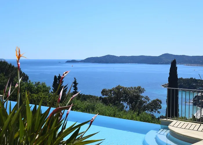 Bed & Breakfast La Bastide D'aiguebelle *