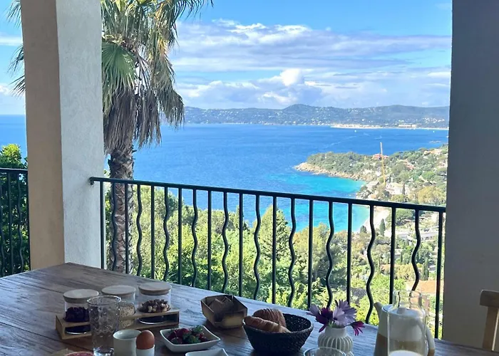 Bed & Breakfast La Bastide D'aiguebelle