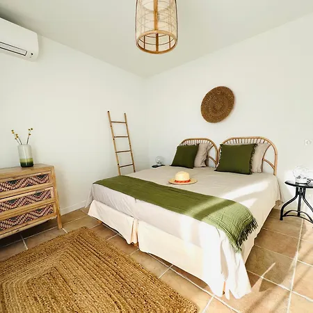 La Bastide D'aiguebelle 勒拉旺杜